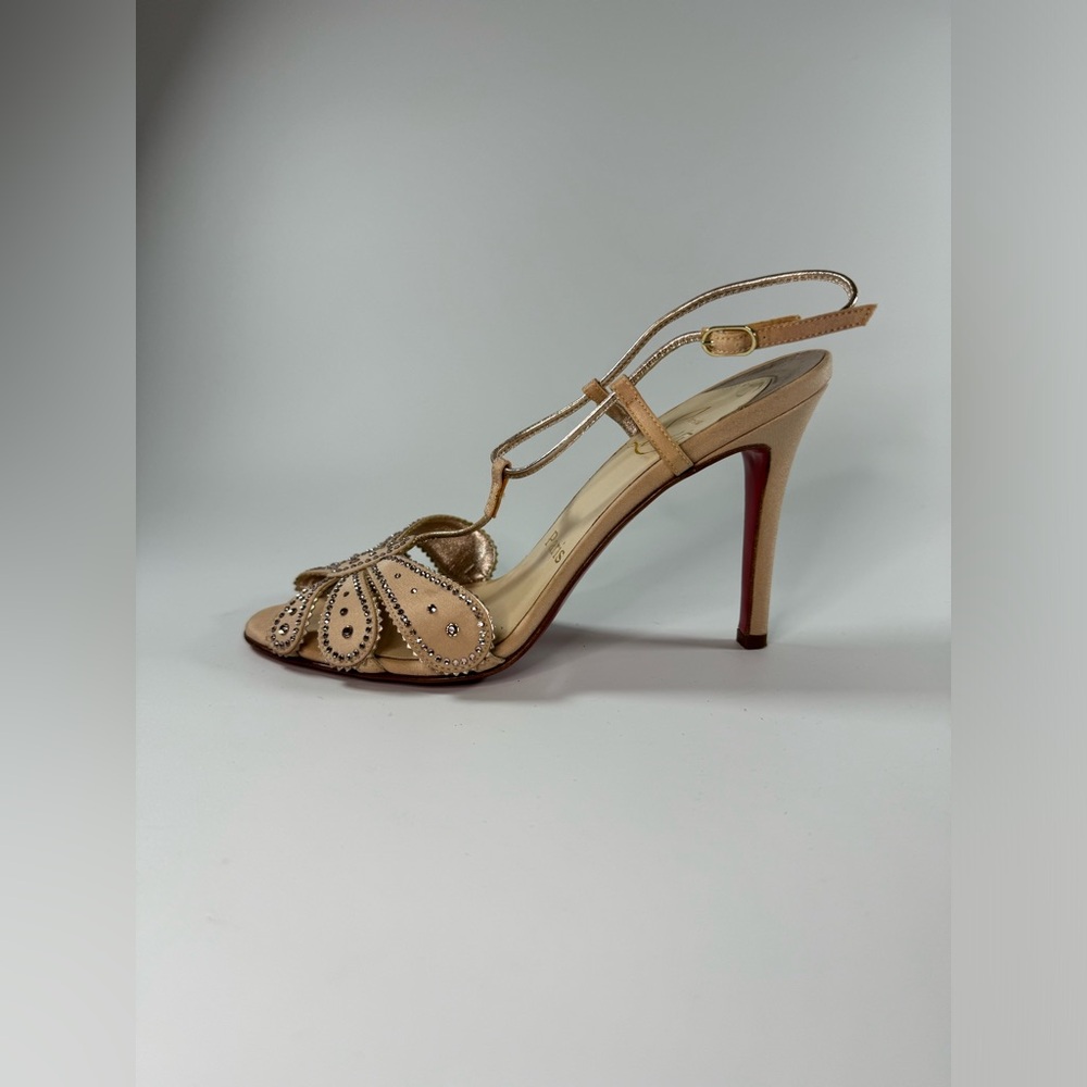$879 Christian Louboutin Margarita 100 Nude Embellish Strappy Ankle Sandals 35.5